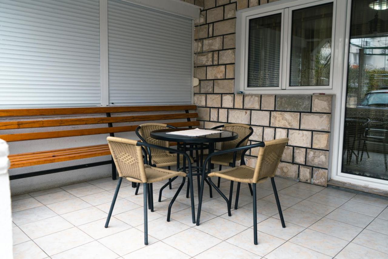 Apartments Marijana Tivat Exterior photo